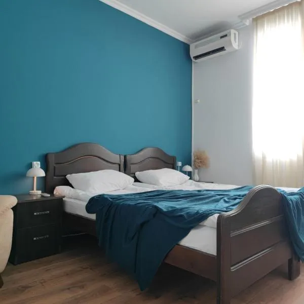 Palm Guesthouse, hotel in Batumi