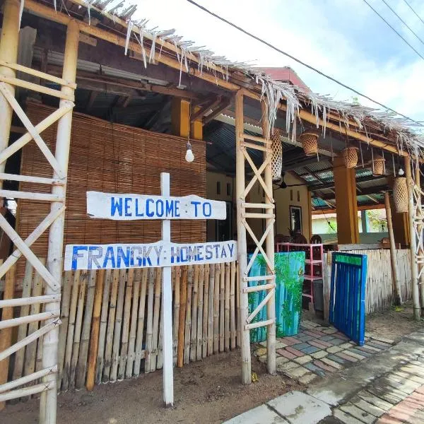 FRANGKY HOMESTAY, ξενοδοχείο σε Μανάντο