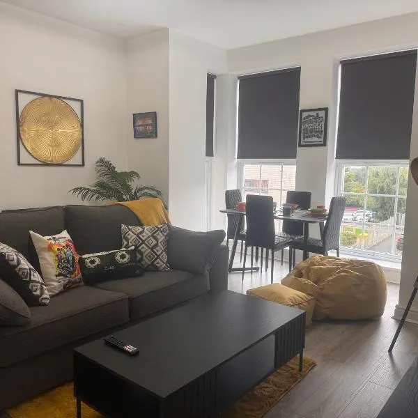 38 Everton Road Free onsite parking, Hotel in Liverpool