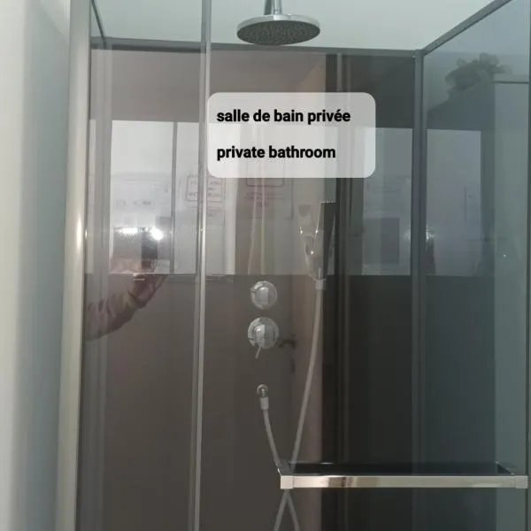 Private Studio Brussels Airport, hotel in Brussels