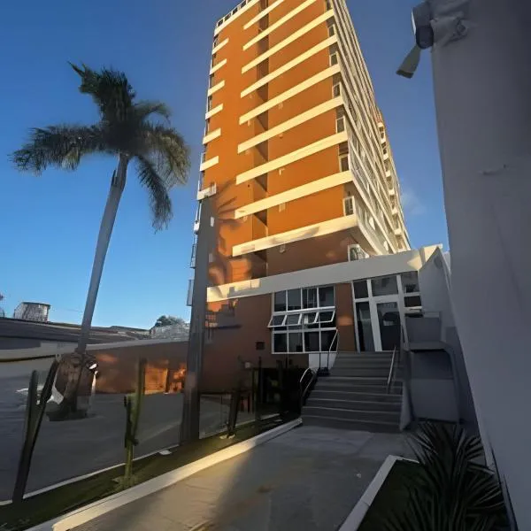 Apartamento no 9º Andar com Vista Privilegiada para o Mar, hotel in Salvador
