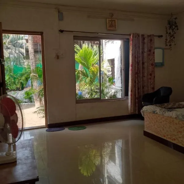 Holiday Home Beach Resort And Aquatic Sports In Tarkarli, hôtel à Malvan