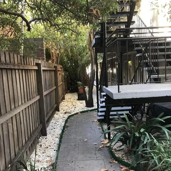 ShelleyStayz on Park St, khách sạn ở Melbourne