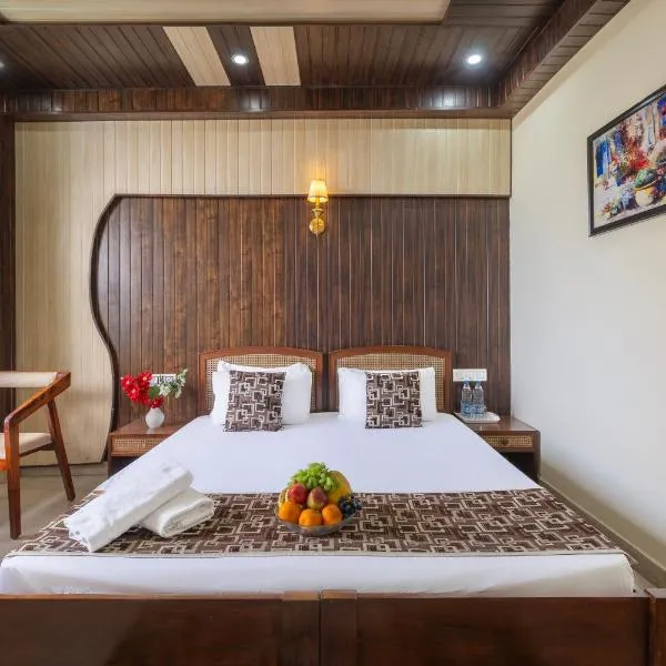 The Chetu's Nest Near Mall road kasauli, hotel in Kasauli