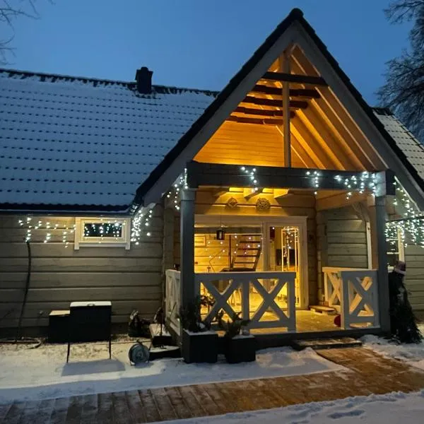 Namelis su pirtimi, hôtel à Kaunas