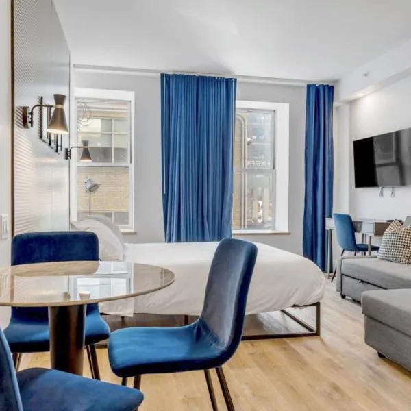 Initial / Icone / Quebec+stat, Hotel in Québec