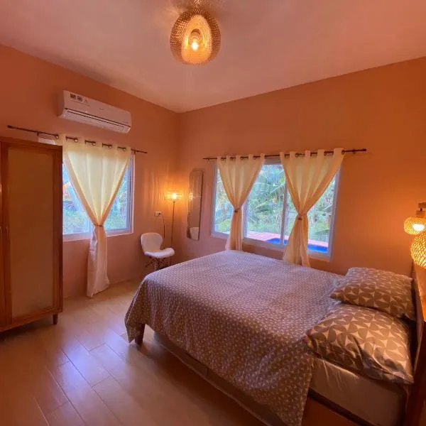 EcoSiquijor Haven, hotel en San Juan