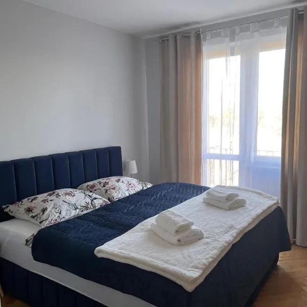 BEE happy 2, hotel in Poprad