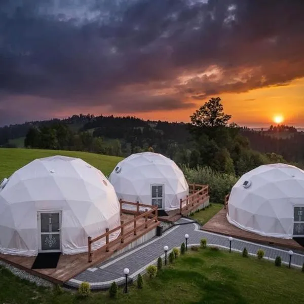 Glamping Pasieka Balia & Jacuzzi Glamp Bukowina Tatrzańska - namioty domki w Tatrach, hotel in Groń