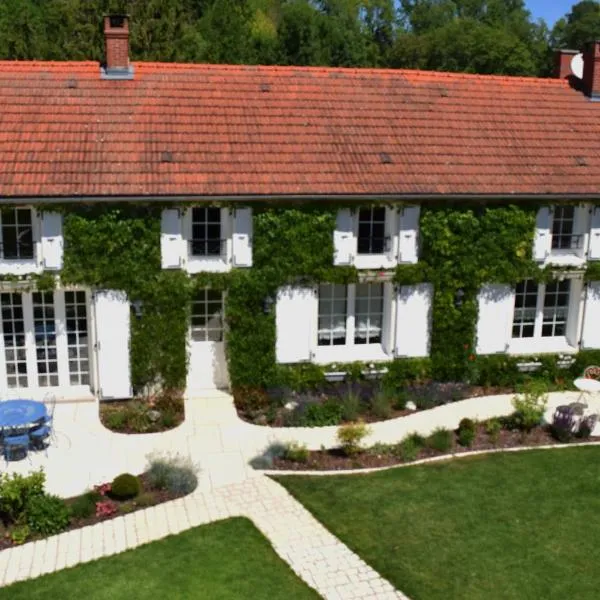 Au Pré du Moulin, khách sạn ở Clamanges