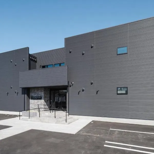 ホテル ナインステイツ唐津, hotel v destinaci Karacu