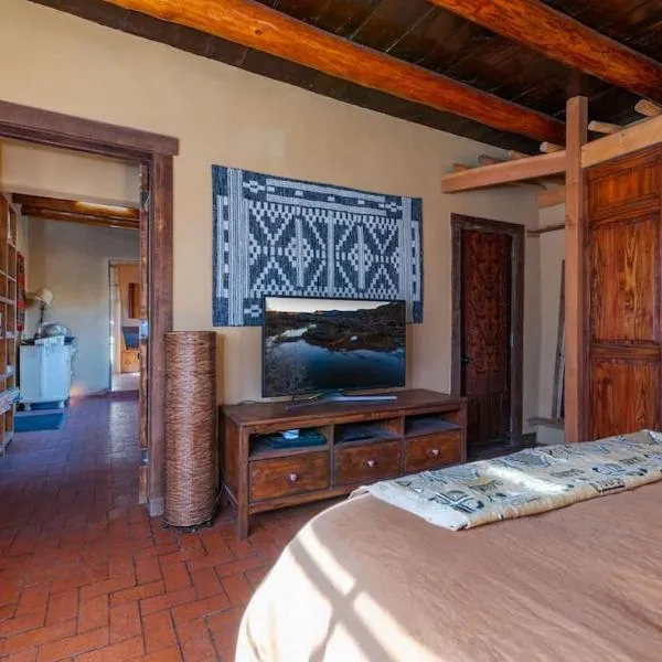 Canyon Getaway- Courtyard, Canyon Rd & Plaza, 1BR, hotell sihtkohas Santa Fe