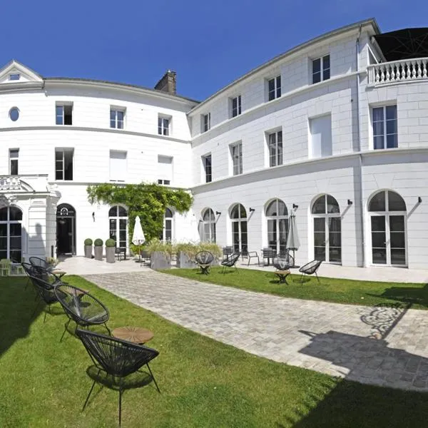 Manoir de l'évêché et Spa, hotel in Lisieux