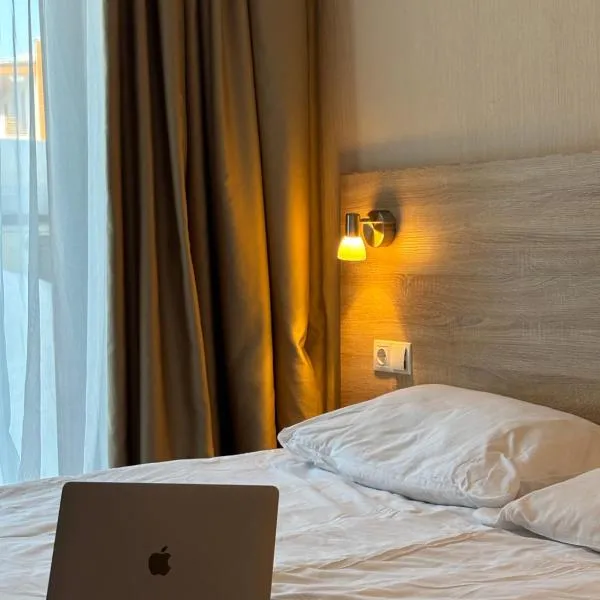 Bakuriani Orbi Palace Luxe Suite with Terrace and Breathtaking Views 462, ξενοδοχείο στο Bakuriani