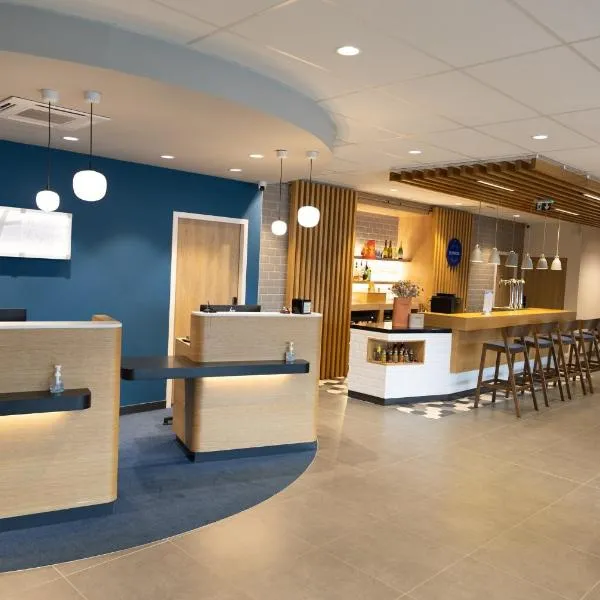 Holiday Inn Express Caen Epron by IHG, хотел в Кан