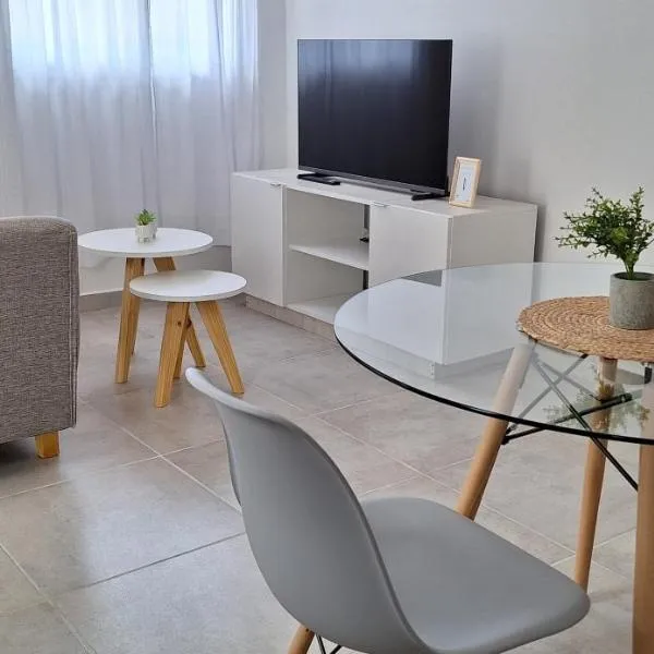 Moderno departamento a estrenar, hotel in Alta Gracia