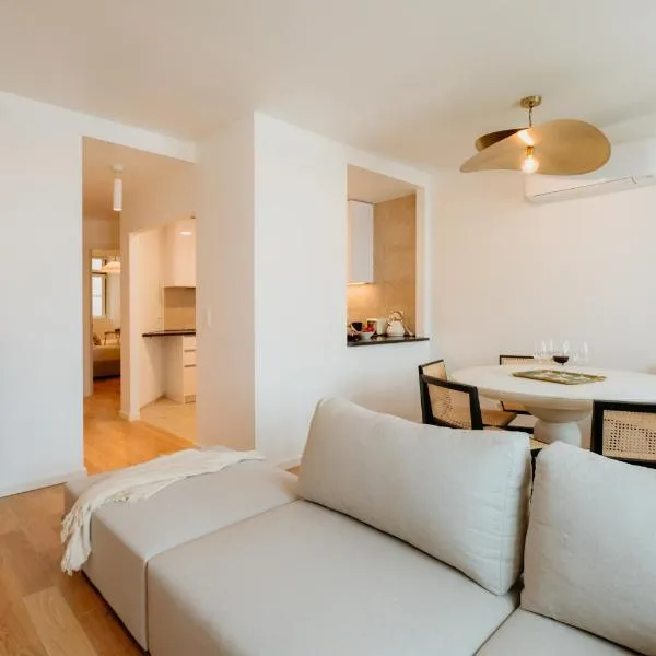 Mary Pink - NO 2C - Elegant Two-Bedroom Apartment, hotel v Lisabonu