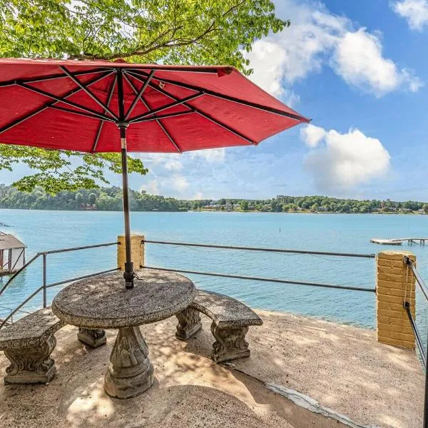 Lake Hickory Trio 1 BR Pink Unit, hotell sihtkohas Hickory