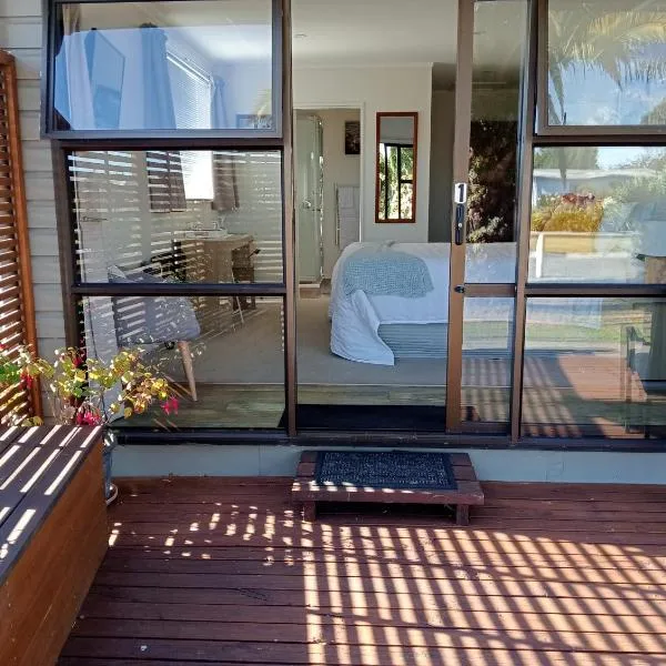 Carters Beach Bed and Breakfast, hotel di Westport