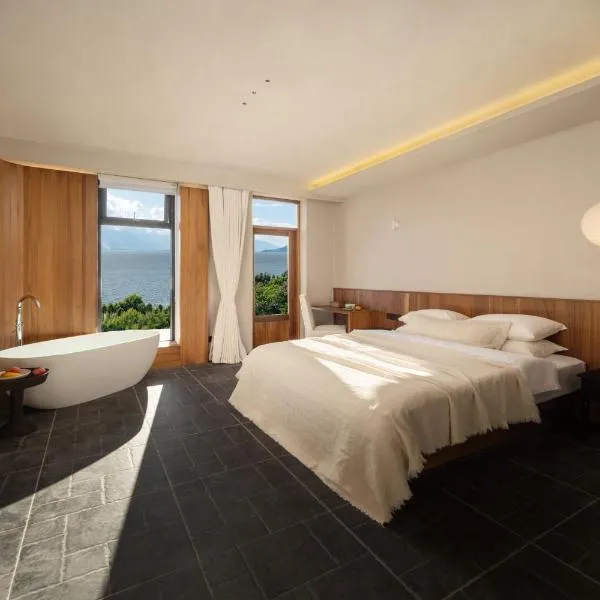 Erhai Seaview Garden Villa &Dali Airport&English speaking，位于大理的酒店