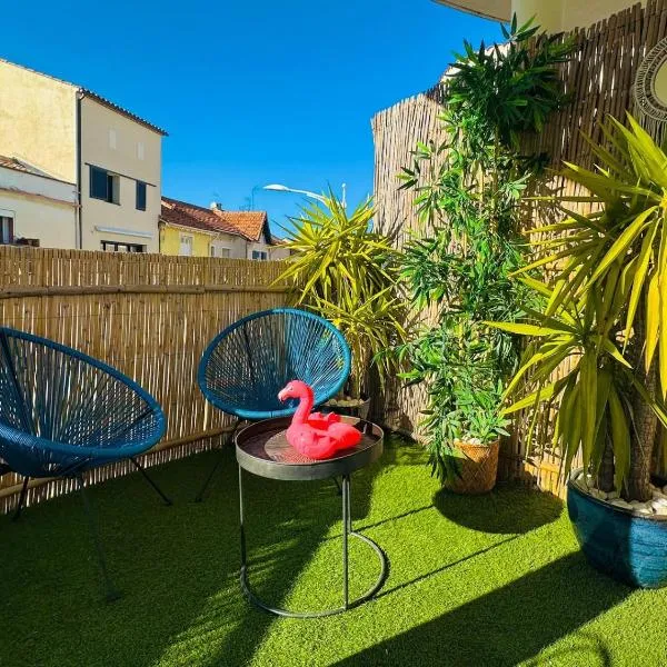 Suites Aronas-hébergements climatisés rive droite plein centre ville、ル・グロー・デュ・ロワのホテル