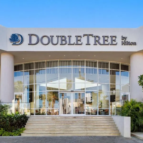 DoubleTree by Hilton Sharks Bay Resort, hotel in Sharm El Sheikh