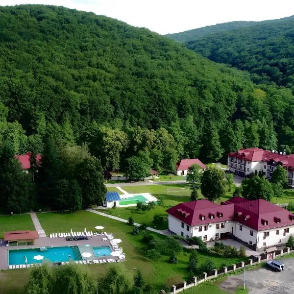 Bogolvar Retreat Resort, hotel v destinaci Antalovci