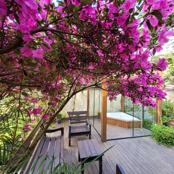 Melhor sobrado de Gramado 600m da Rua Coberta, hotel in Gramado