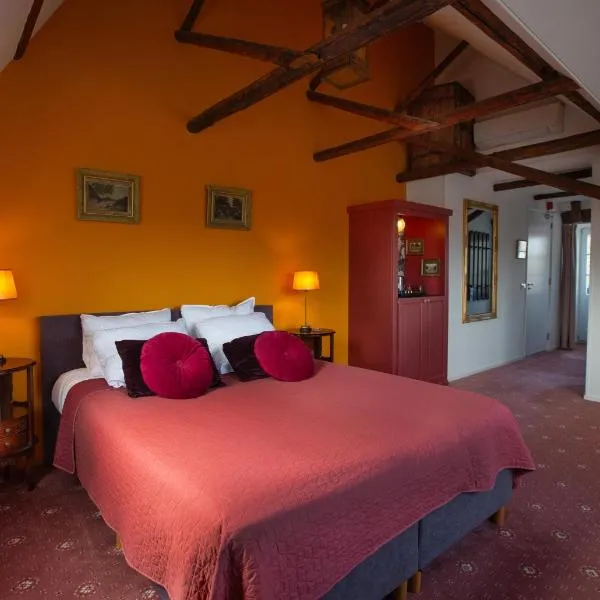 Stadslogement De Oude Smidse Steenwijk, hotel di Steenwijk