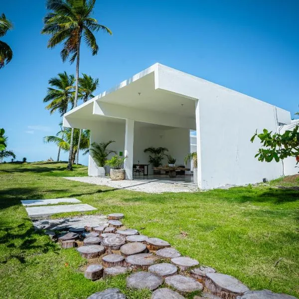 The Palm Bay Club Lodge, hotel in Nagua