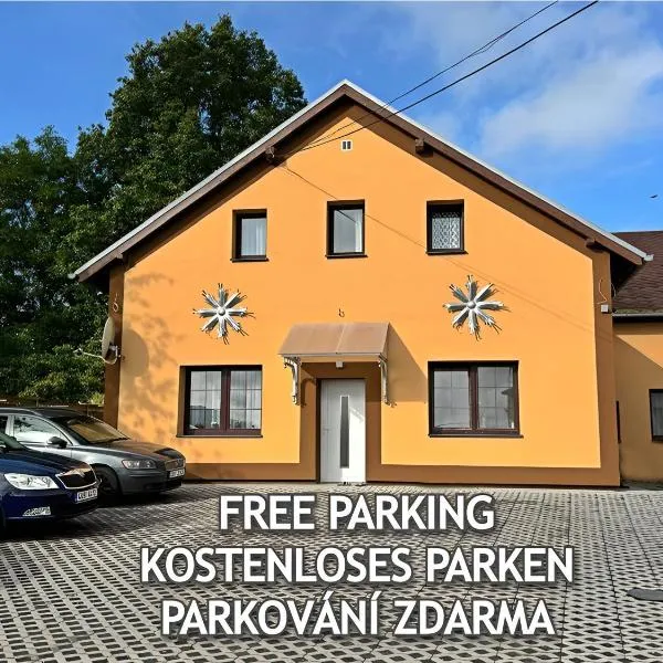 Apartments Gato Karlovy Vary Jenišov, ξενοδοχείο στο Κάρλοβι Βάρι