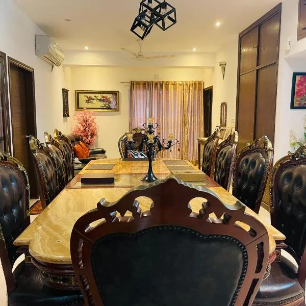 Dhaka Bashundhara Apartment - Luxury Full Furnished APT in Bashundhara – hotel w mieście Dhaka
