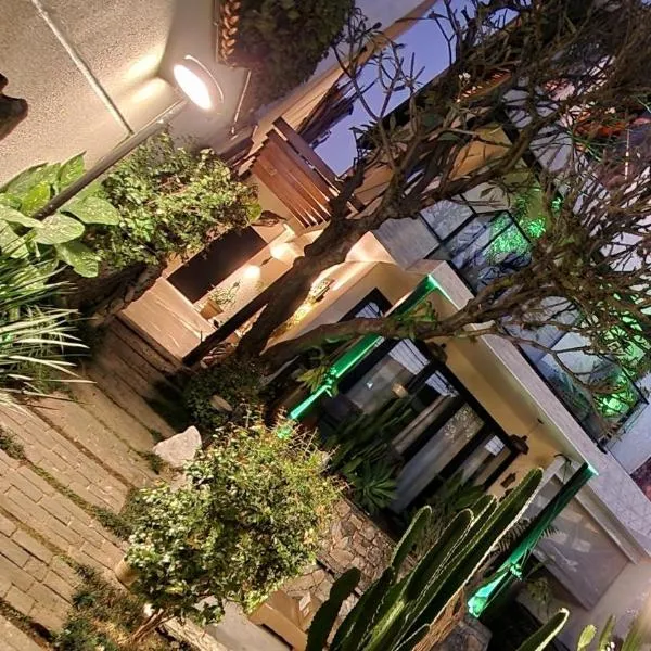 Pousada Chalé Poder das Pedras, hotel em São Paulo
