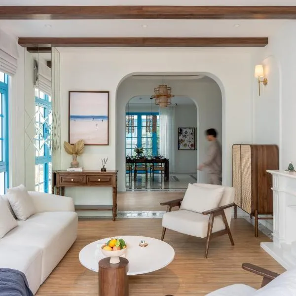 domdomHOUSE Villa - 1min walk to beach, hotell sihtkohas Ha Long