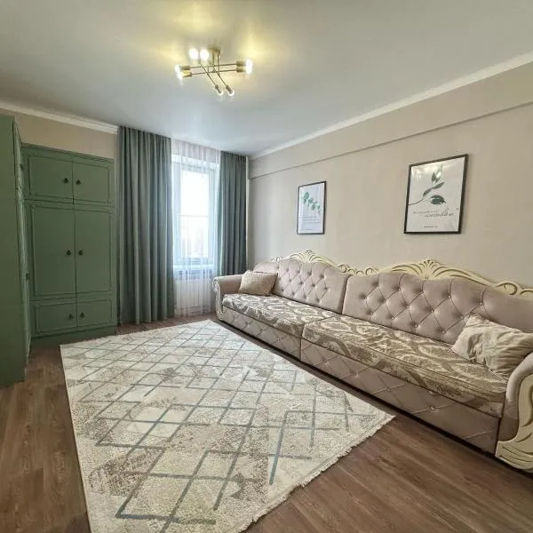 Апартаменты на Ворошилова, hotel a Öskemen