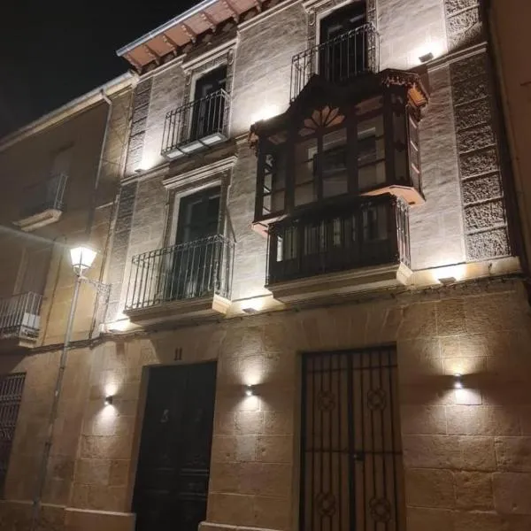 Apartamentos Sol Obispo Toral, hotel in Úbeda