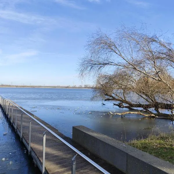 Ferienhaus mit 2 Schlafzimmern, hotel v destinaci Angermünde