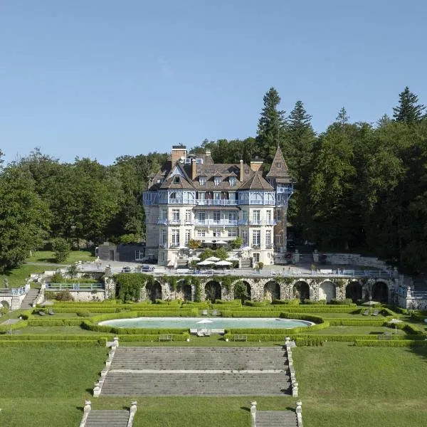 Château des Avenieres、クリュゼイユのホテル