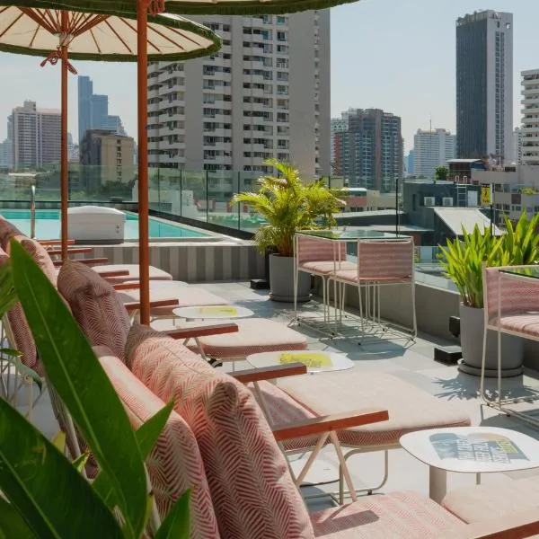 Public House Hotel Bangkok, a Member of Design Hotels, hotel di Bangkok