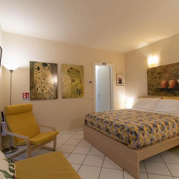 Casa Lisander, ξενοδοχείο σε Lecco