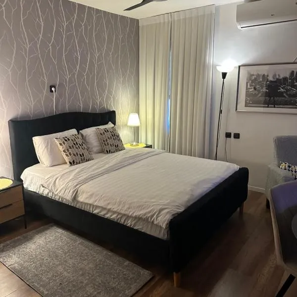 דירת בוטיק Dnine7, hotelli kohteessa Haifa