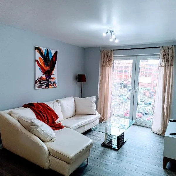 Cosy and warm Belfast Central 2 Beds Apartment, hotel in Belfast