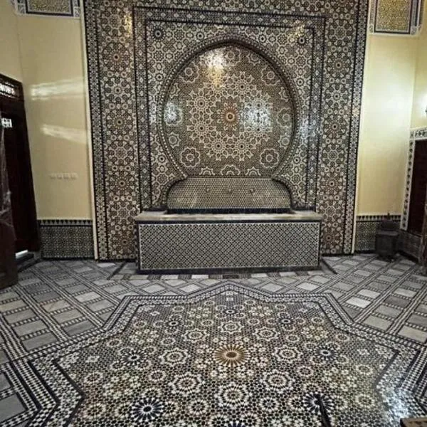 Dar Na, Hotel in Station Bab Ftouh