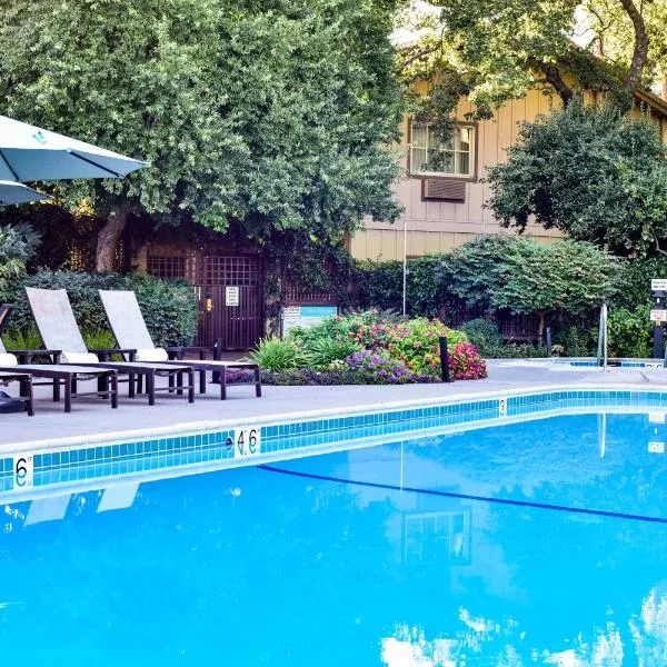 El Pueblo Inn, отель в городе Сонома