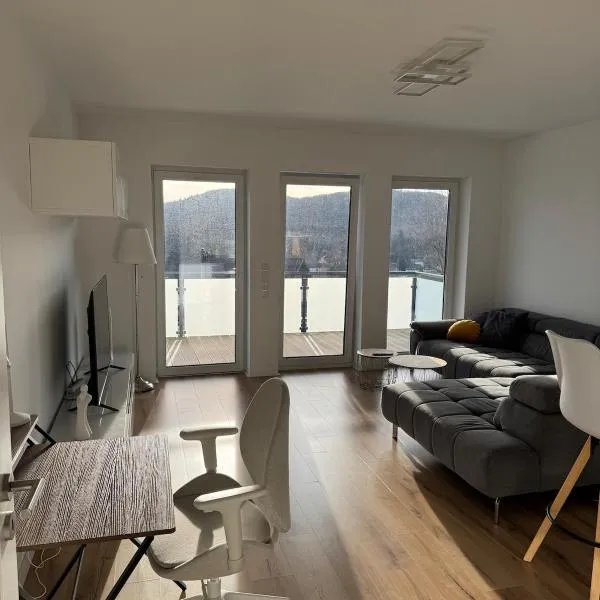 Modernes Apartment Jolina mit schöner Aussicht, ξενοδοχείο σε Arnsberg