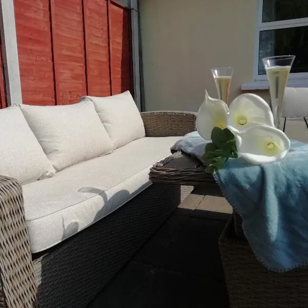 Bovinda Cottage - By the Beach, Bettystown, ξενοδοχείο σε Bettystown