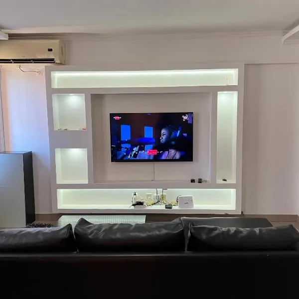 Apartamento T2 no Nova Vida，位于罗安达的酒店