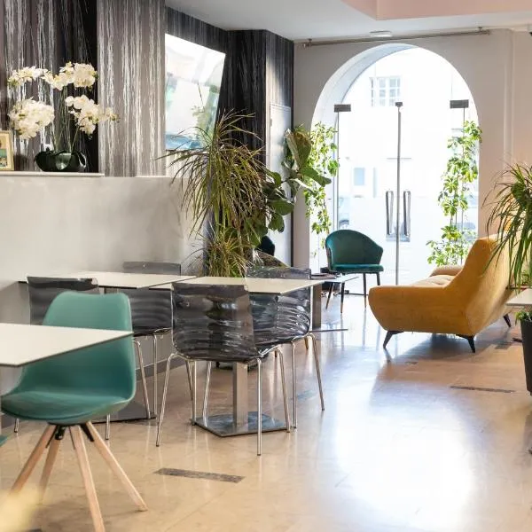 Grand Hôtel Niort Centre, hotel in Niort