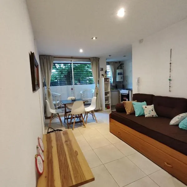 La Plata - ZORZAL - Alquiler Temporal, hotel in La Plata