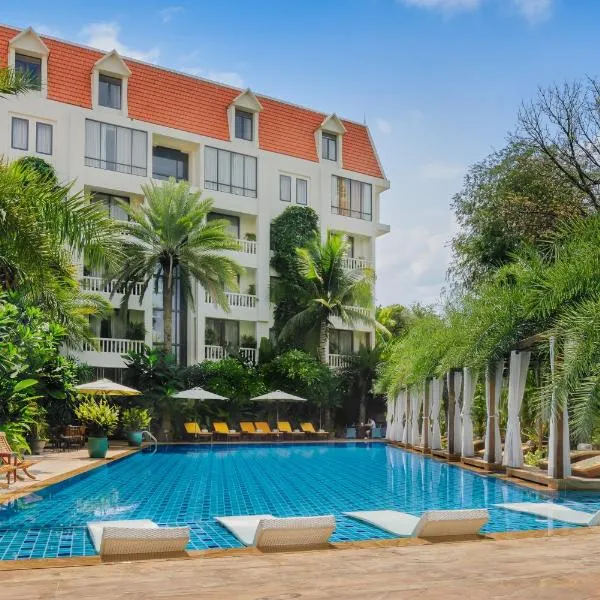 Palace Gate Hotel & Resort By EHM，位于金边的酒店